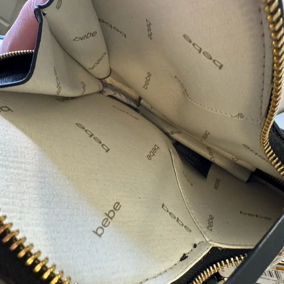 Bebe Black Heart Crossbody Bag - Picture 4 of 4